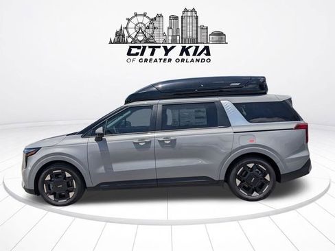 New 2026 Kia Carnival EX FWD image 4