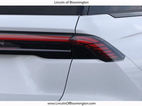 New 2026 Lincoln Nautilus Reserve image 24