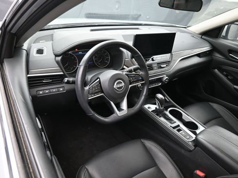 Used 2023 Nissan Altima 2.5 SL image 14