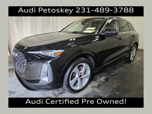 Certified 2025 Audi Q5 Prestige AWD/4WD image 1