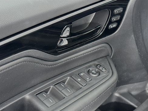 Certified 2024 Honda Odyssey Touring image 18