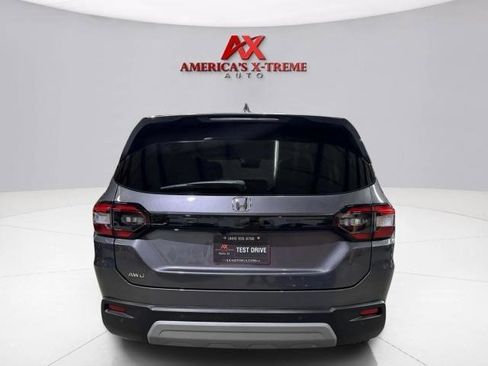 Used 2025 Honda Pilot EX-L image 5
