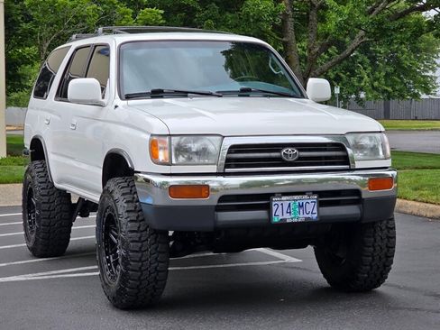 Used 1997 Toyota 4Runner SR5 AWD/4WD image 2