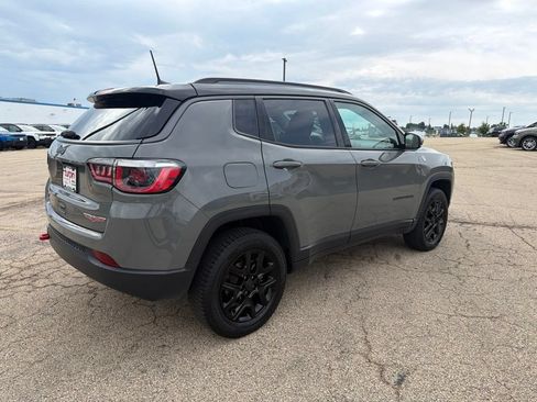 Used 2020 Jeep Compass Trailhawk w/ Cold Weather Group AWD/4WD image 5