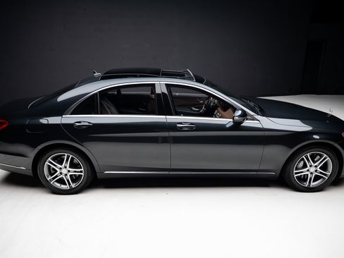 Used 2016 Mercedes-Benz S 550 4MATIC Sedan image 35