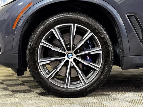 Used 2020 BMW X5 M50i w/ Executive Package image 2