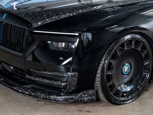 Used 2024 Rolls-Royce Spectre w/ Spectre Launch Package image 13