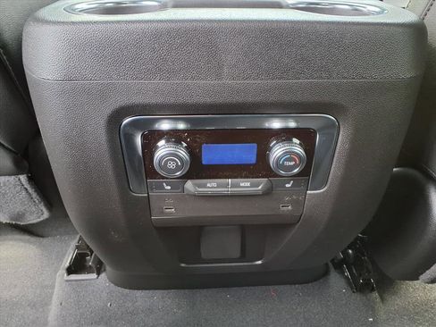 New 2026 GMC Yukon Elevation image 12