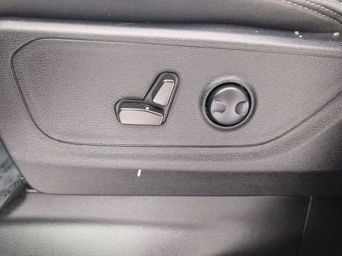 Used 2022 RAM 1500 Big Horn image 22