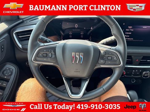 Used 2025 Buick Encore GX Preferred FWD image 13