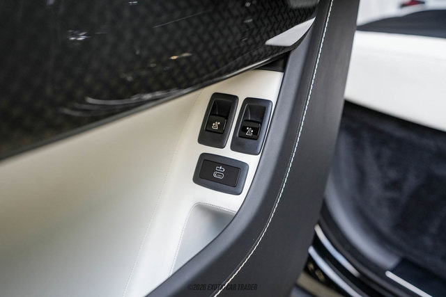 Used 2021 Rolls-Royce Cullinan Black Badge AWD/4WD image 77