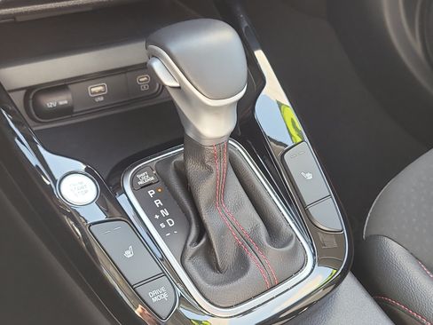 Used 2023 Kia Soul GT-Line w/ GT-Line Technology Package FWD image 28
