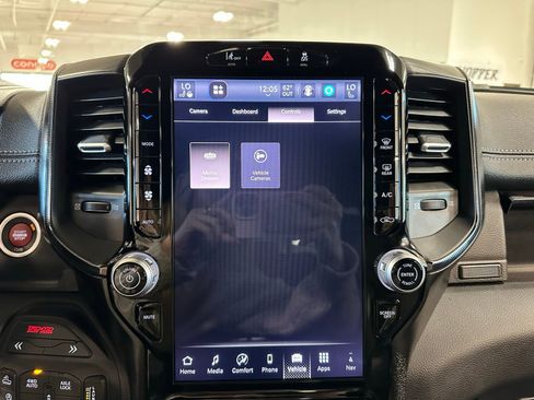 Used 2025 RAM 1500 RHO image 32