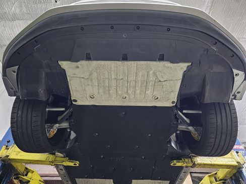 Used 2018 Porsche 911 Turbo S AWD/4WD image 22