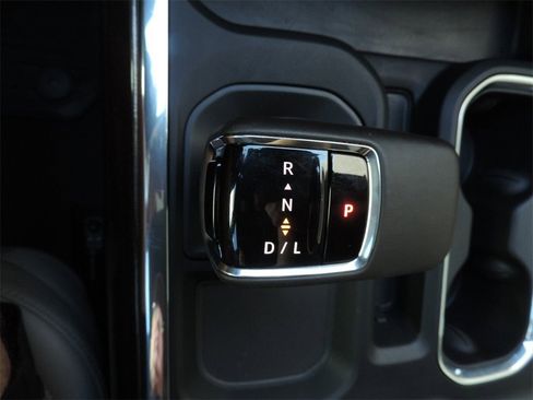 Certified 2024 Chevrolet Silverado 1500 RST w/ Texas Edition Plus image 22