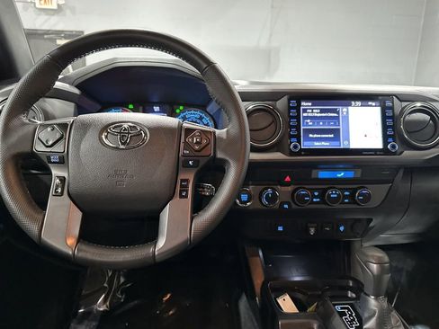 Certified 2021 Toyota Tacoma TRD Sport image 9