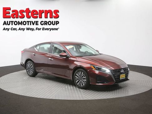 Used 2023 Nissan Altima 2.5 SV AWD/4WD image 48