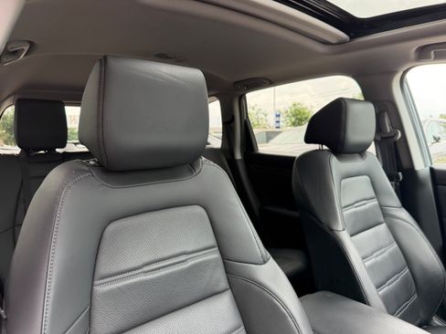 Used 2021 Honda CR-V Touring image 11