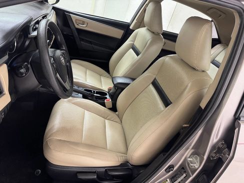 Used 2016 Toyota Corolla LE image 35