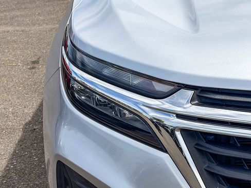 Used 2022 Chevrolet Equinox LS w/ LS Convenience Package FWD image 7