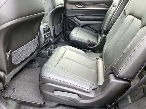 New 2025 Jeep Grand Cherokee L Limited AWD/4WD image 13