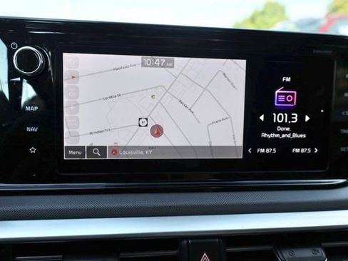 Used 2023 Kia K5 GT-Line image 2