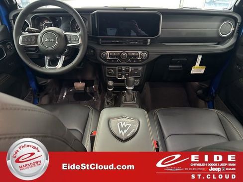 New 2025 Jeep Wrangler Sahara w/ Safety Group image 28