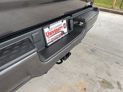 New 2024 RAM 2500 Laramie w/ Night Edition image 20