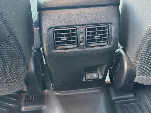 Used 2022 Toyota 4Runner SR5 AWD/4WD image 27