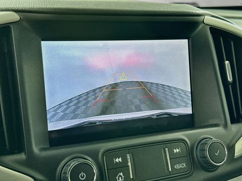 Used 2023 GMC Terrain SLT w/ Infotainment Package II AWD/4WD image 23
