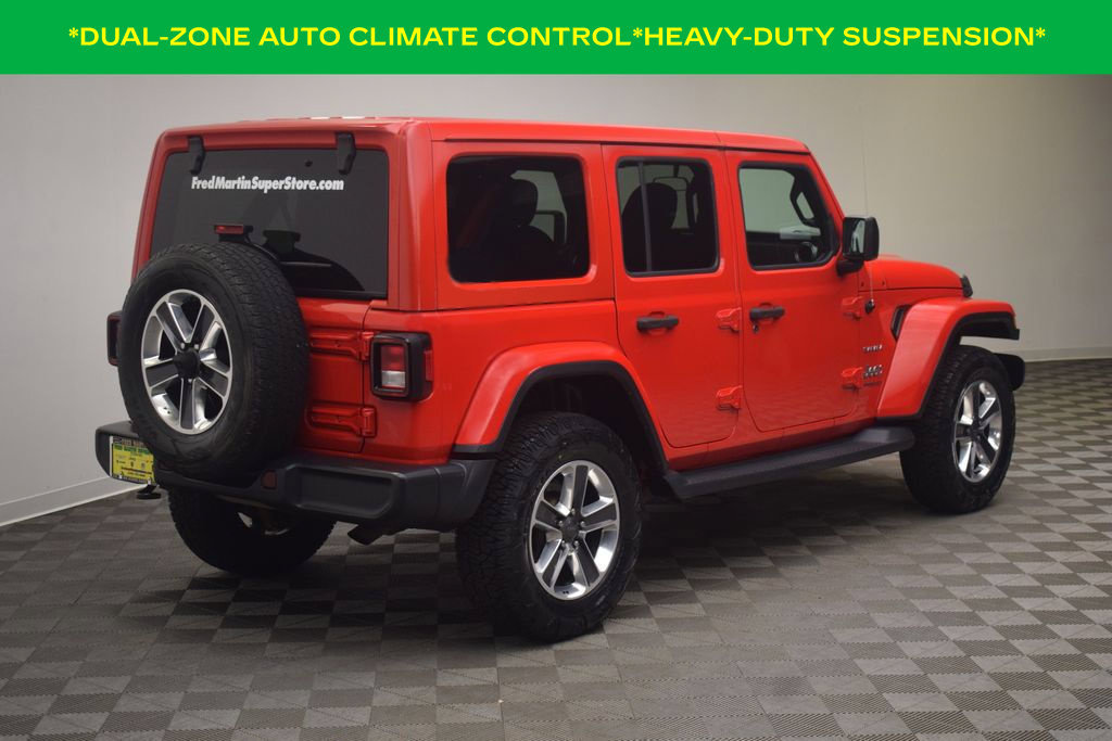 Used 2018 Jeep Wrangler Unlimited Sahara AWD/4WD image 5
