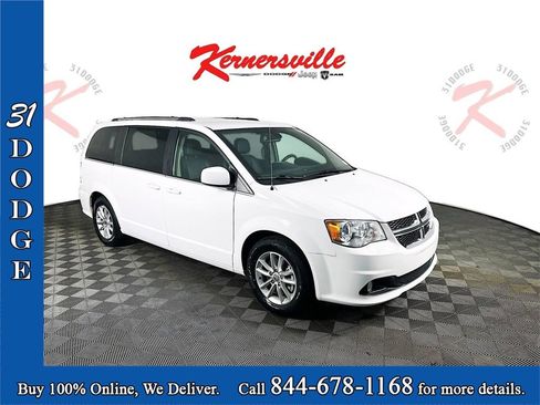 Used 2019 Dodge Grand Caravan SXT image 1