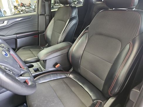 Used 2023 Ford Escape ST-Line w/ Tech Pack #1 FWD image 15