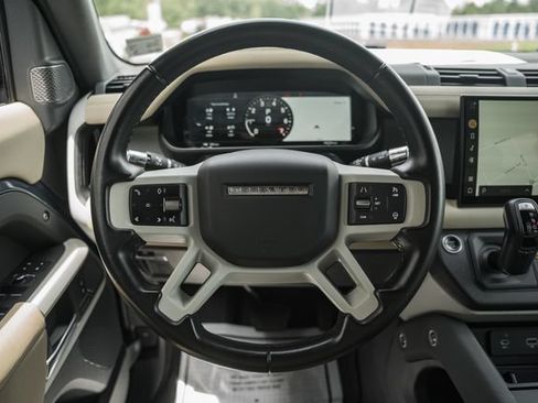 Used 2022 Land Rover Defender 110 SE AWD/4WD image 38