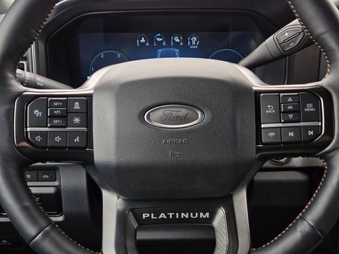 Used 2024 Ford F250 Platinum image 17
