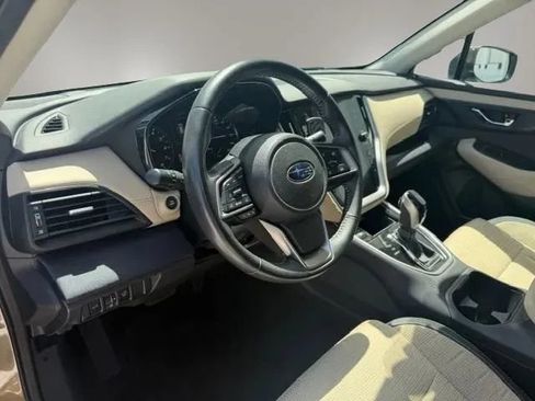 Used 2023 Subaru Outback Premium AWD/4WD image 8