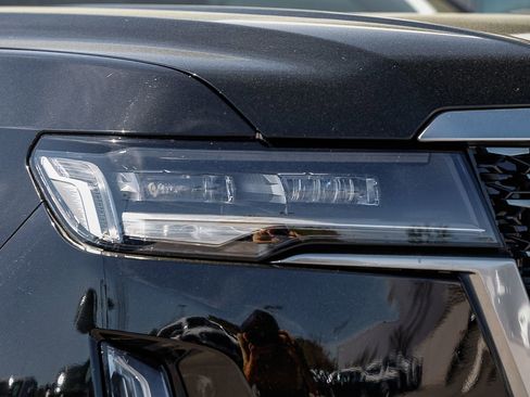 Used 2023 Cadillac Escalade ESV Premium Luxury w/ Performance Package image 7