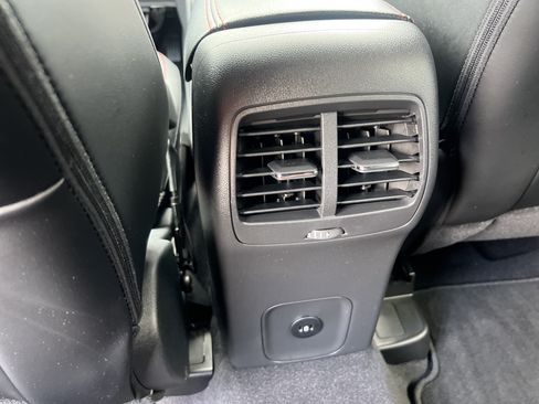 Used 2026 Ford Escape ST-Line w/ Tech Pack #1 AWD/4WD image 12