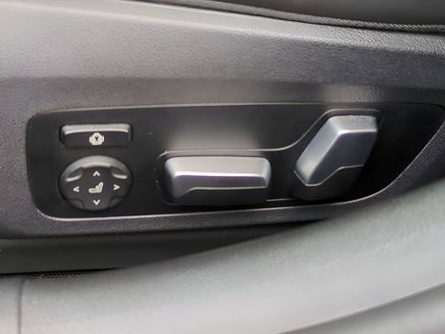 Used 2023 BMW M8 Gran Coupe xDrive Competition w/ M Carbon Exterior Package image 17