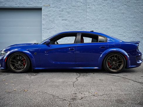 Used 2022 Dodge Charger SRT Hellcat w/ Harman/Kardon Audio Group image 9