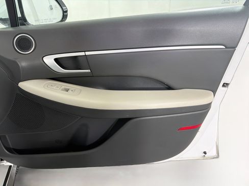 Used 2024 Hyundai Sonata SEL FWD image 30