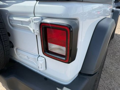 Used 2024 Jeep Wrangler Sport AWD/4WD image 15