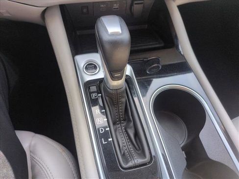 Used 2025 Nissan Altima 2.5 SL image 12