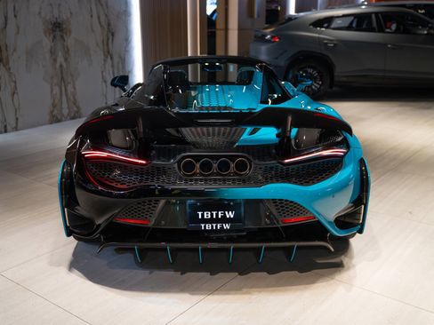 Used 2022 McLaren 765LT RWD image 33