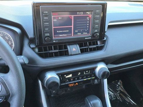 Used 2021 Toyota RAV4 LE w/ Carpet Mat Package (TMS) image 26