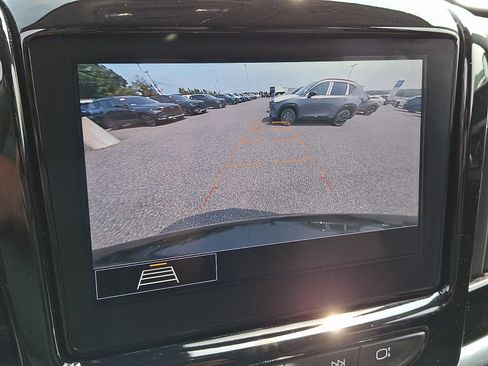 Used 2021 Chevrolet Traverse LT AWD/4WD image 20