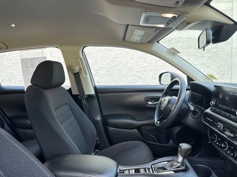 Certified 2024 Honda HR-V LX image 16