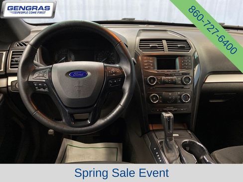 Used 2016 Ford Explorer XLT AWD/4WD image 28
