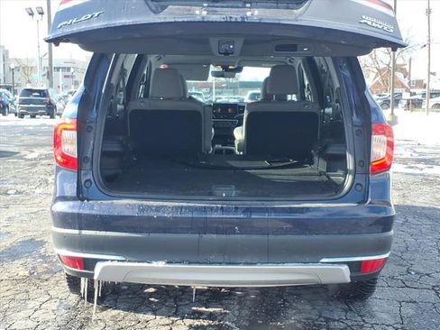 Used 2021 Honda Pilot Touring image 4