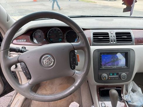 Used 2009 Buick Lucerne CX FWD image 6